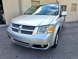 Used 2010 Dodge Grand Caravan SXT image 4
