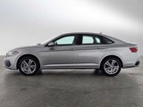 Used 2022 Volkswagen Jetta SE image 2