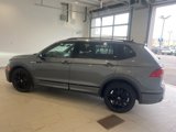 Used 2022 Volkswagen Tiguan SE R-Line image 6