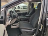 Used 2023 Chrysler Voyager LX image 4