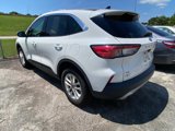 Used 2020 Ford Escape SE image 3