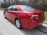 Used 2014 Toyota Camry SE image 3