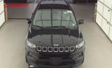 Used 2022 Jeep Compass Latitude image 3