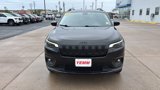 Used 2019 Jeep Cherokee Latitude Plus image 4