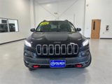 Used 2017 Jeep Cherokee Trailhawk image 3