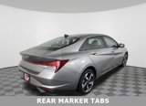 Used 2023 Hyundai Elantra SEL w/ Convenience Package image 3