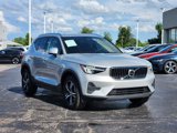 Certified 2025 Volvo XC40 B5 Core image 2