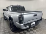 Used 2016 Toyota Tacoma TRD Off-Road image 5