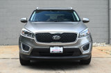 Used 2018 Kia Sorento LX image 2