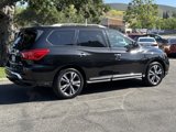 Used 2020 Nissan Pathfinder Platinum image 3