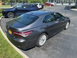 Used 2019 Toyota Camry Hybrid image 3