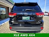Used 2018 Toyota Highlander XLE image 4