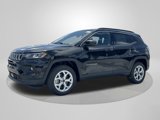 New 2025 Jeep Compass Latitude image 2