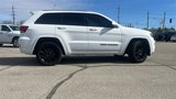 Used 2019 Jeep Grand Cherokee Altitude image 2