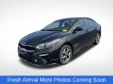 Used 2019 Kia Forte LXS image 2