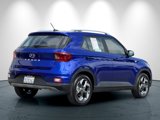 Used 2023 Hyundai Venue Limited image 4