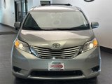 Used 2015 Toyota Sienna LE image 2