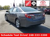 Used 2014 Toyota Camry SE image 3