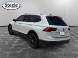 Used 2022 Volkswagen Tiguan SE image 3