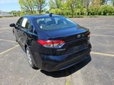 Used 2022 Toyota Corolla LE image 3