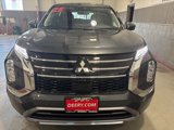 New 2025 Mitsubishi Outlander SE image 2