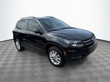 Used 2017 Volkswagen Tiguan Limited w/ Premium Package image 4