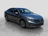 Used 2022 Volkswagen Jetta SE w/ Panoramic Sunroof Package image 3