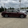 Used 2017 Honda Accord Touring image 2