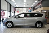 Used 2018 Chrysler Pacifica Touring-L image 4