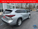 Used 2022 Toyota Highlander LE image 2