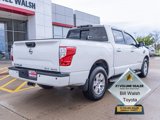Used 2017 Nissan Titan SV image 5