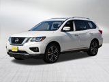 Used 2019 Nissan Pathfinder Platinum image 3