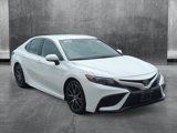 Used 2023 Toyota Camry SE image 3