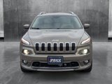Used 2017 Jeep Cherokee Overland image 2