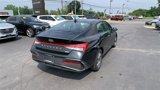 Used 2024 Hyundai Elantra Blue image 5