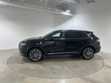 Used 2023 Lincoln Nautilus Reserve w/ Luxury Package image 2