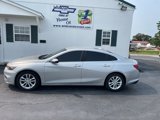 Used 2016 Chevrolet Malibu LT image 2
