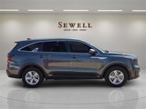 Used 2025 Kia Sorento LX image 5