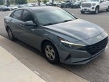 Used 2021 Hyundai Elantra SE image 2