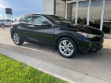 Used 2018 INFINITI QX30 image 2