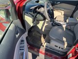 Used 2016 Ford Escape SE image 2