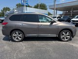 Used 2013 Nissan Pathfinder Platinum image 4