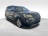 Used 2017 Ford Explorer XLT w/ Equipment Group 202A image 2