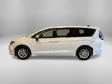 Used 2022 Chrysler Voyager LX image 2