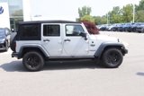 Used 2012 Jeep Wrangler Unlimited Rubicon image 2