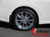 Used 2015 Toyota Avalon Limited image 4