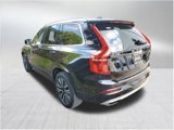Certified 2021 Volvo XC90 T5 Momentum w/ Protection Package Premier image 3