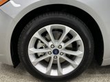 Used 2020 Ford Fusion SE image 2