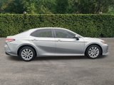 Used 2018 Toyota Camry L image 3