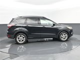 Used 2017 Ford Escape SE w/ Equipment Group 201A image 4